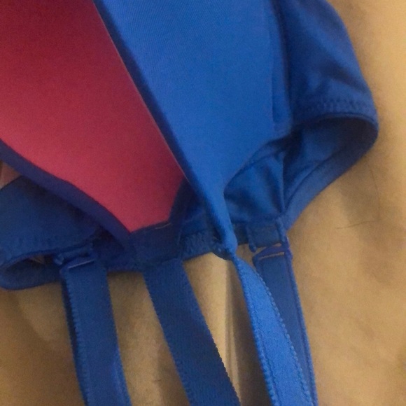 PINK Bra - Picture 8 of 8